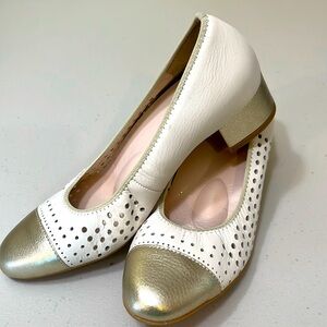 Ara shoes. White breathable leather w gold tip and heels